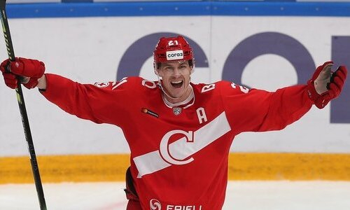 Соперник «Барыса» сумел сохранить лучшего бомбардира перед стартом нового сезона КХЛ