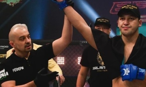 У казахстанца сменился соперник по бою на турнире от Хабиба Нурмагомедова