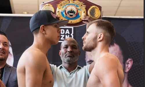 Экс-соперник Головкина сделал вес перед боем с бывшим чемпионом мира за титул WBO. Видео