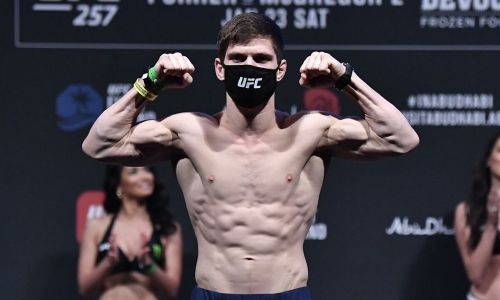 Топовый боец UFC будет представлять Казахстан