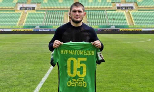 «Выйдет на поле, проведёт пару матчей». Узбек из UFC оценил шансы Хабиба засветиться в футболе