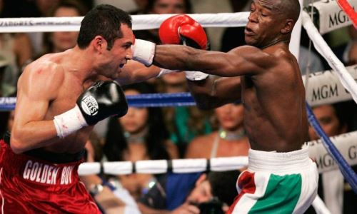 «Крупнейший камбэк в истории бокса». Де Ла Хойя захотел взять реванш у Мэйвезера