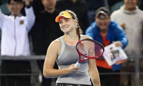 Рыбакина вышла в 1/8 финала теннисного турнира Eastbourne International