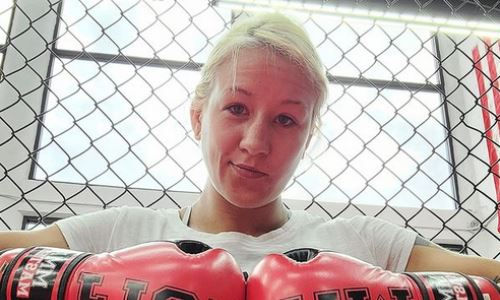 Первая казахстанка в UFC назвала сроки следующего боя