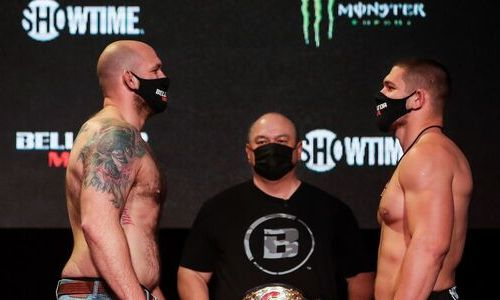 Озвучен полный кард Bellator 261 с главным поединком Молдавский — Джонсон