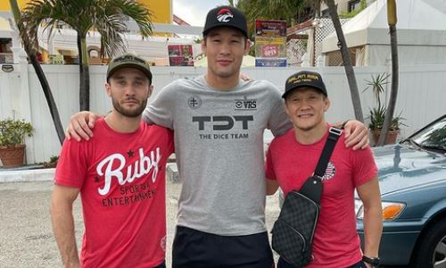 Казахстанские бойцы обратились к Шавкату Рахмонову перед вторым боем в UFC