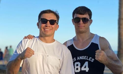 Казахстанский чемпион показал свои выходные в компании Головкина и еще одного известного боксера. Фото