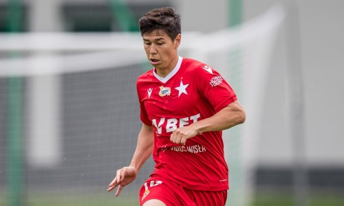 Казахстанский футболист европейского клуба готовится к новому сезону на позитиве. Фото