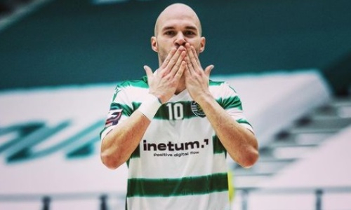 Игрок сборной Казахстана объявил об уходе из стана обладателя Лиги Чемпионов