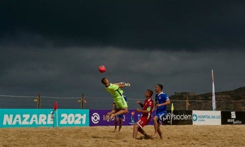 Фоторепортаж с матча отбора на ЧМ-2021 по пляжному футболу Казахстан — Литва 3:2