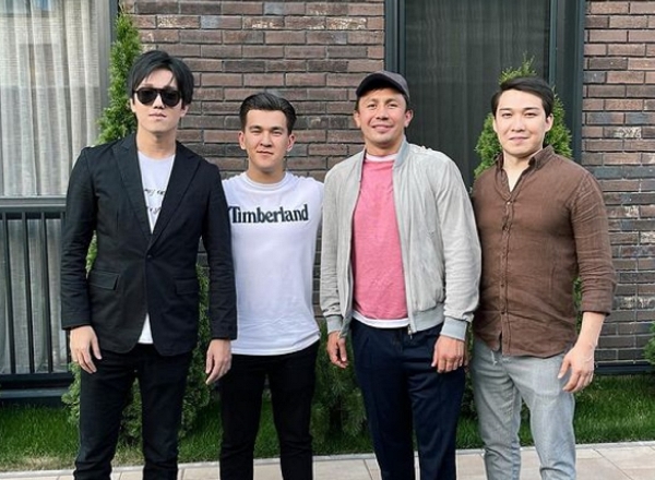 «Классная компания». Димаш Кудайберген показал фото с Геннадием Головкиным