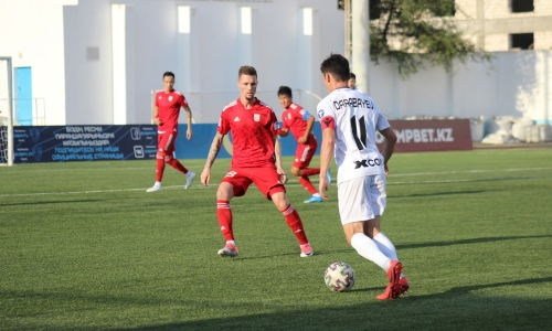 Фоторепортаж с матча Премьер-Лиги «Каспий» — «Туран» 0:0