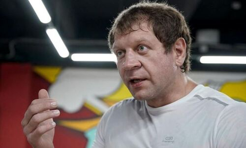 Александр Емельяненко рассказал, сколько раз он сейчас отжимается в течение дня