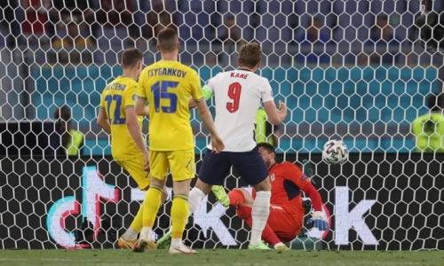 С неприличным счетом завершился последний матч четвертьфинала ЕВРО-2020