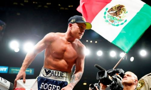 Трилогия с Головкиным? В команде «Канело» озвучили планы после зачистки суперсреднего веса