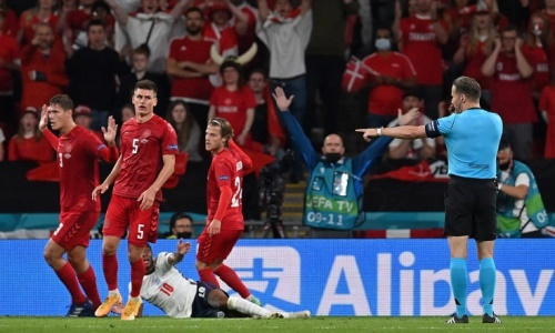 Матч Англия — Дания за выход в финал ЕВРО-2020 обернулся грандиозным скандалом. Видео