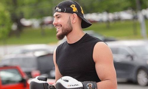 Садриддин Ахмедов обратился к болельщикам после срыва боя с «Египетским принцем»