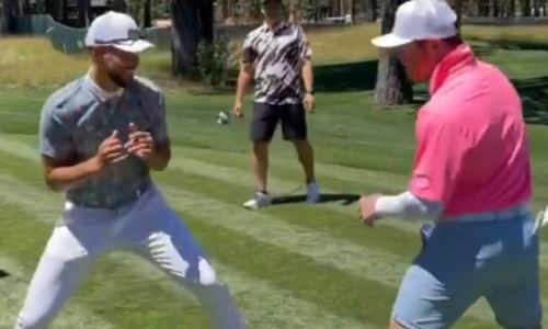 «Канело» устроил спарринг со звездой НБА во время игры в гольф. Видео