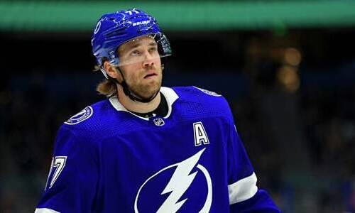 «Даже не знаю, что с этими парнями». Экс-хоккеист «Барыса» оценил игру своих русских одноклубников в финале Кубка Стэнли