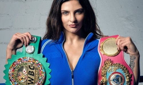 Рожденная в Казахстане экс-чемпионка мира показала горячие фото в купальнике