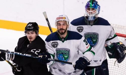 «Это шаг вперёд и развитие». Экс-хоккеист «Барыса» рассказал о своем уходе от чемпиона ВХЛ в «Адмирал»