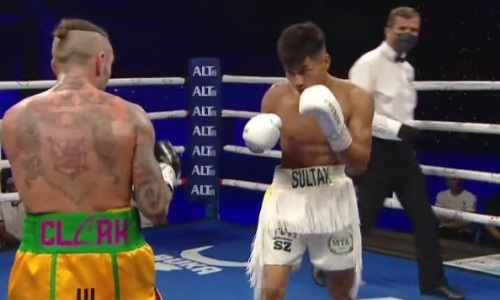 Непобежденный казахстанский боксер победил британца и завоевал титул WBO