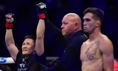 Джо Роган восхитился победой Жалгаса Жумагулова в UFC