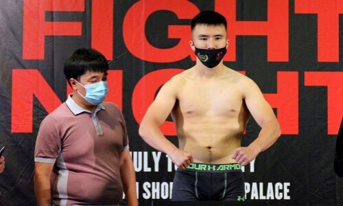 «Походил на потенциальную звезду будущего». У казахстанского боксера есть шанс получить бой за титул чемпиона мира