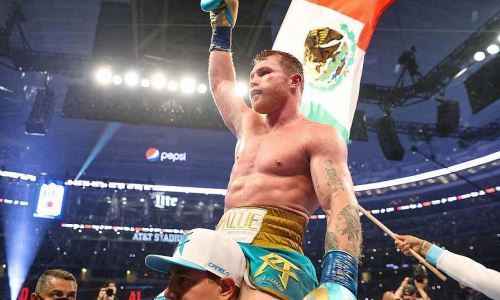 Плант или Головкин? «Канело» начал подготовку к следующему бою. Фото