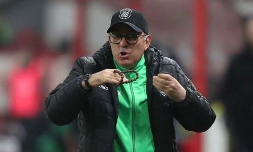 «Это будет провал». В России объяснили, почему Бердыева нельзя подпускать к работе со сборной