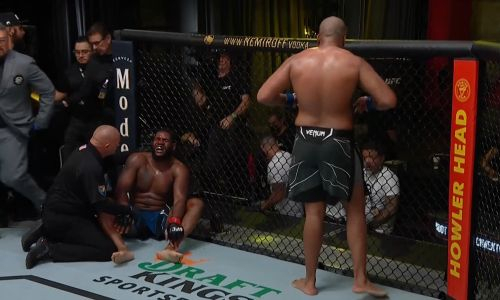 Зверским нокаутом тяжеловеса начался турнир UFC on ESPN 26 с участием казахстанца. Видео