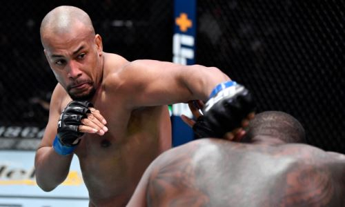 Есть Морозов? UFC наградил бонусами сразу шестерых участников турнира в Лас-Вегасе