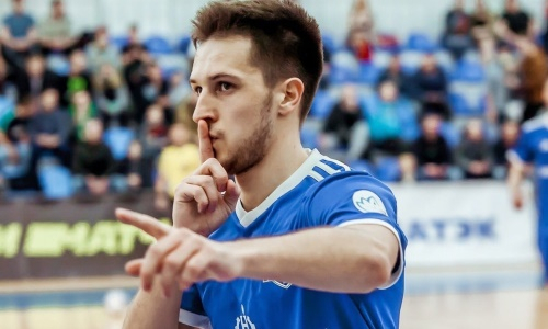 Игрок сборной Казахстана официально перешел в российский клуб