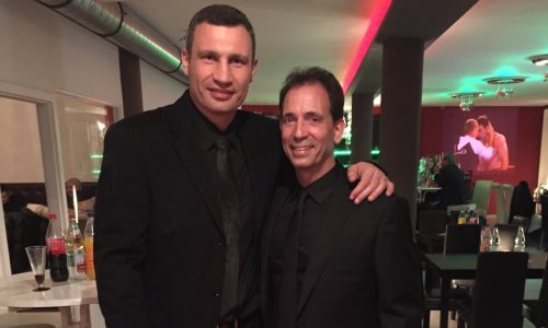 «Истинный чемпион». Промоутер Головкина обратился к Виталию Кличко