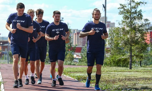 «Мы долго за ними следили». В клубе КХЛ раскрыли роли перешедших из «Барыса» хоккеистов сборной Казахстана
