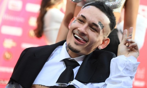 «Мы оба красим ногти и в одном весе». Несостоявшаяся соперница Шариповой вызвала на бой Моргенштерна