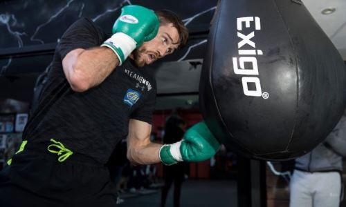 Тренер Жанибека Алимханулы рассказал о начале работы с экс-чемпионом мира