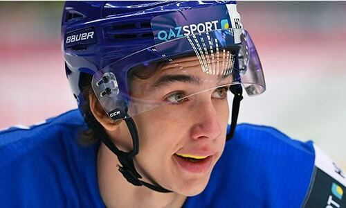 В НХЛ отметили первого за 17 лет задрафтованного казахстанского хоккеиста