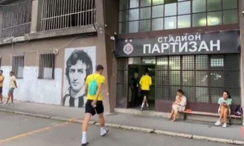 «Кайрат» начал подготовку к матчу с «Црвеной Звездой» на стадионе ее злейшего врага. Видео