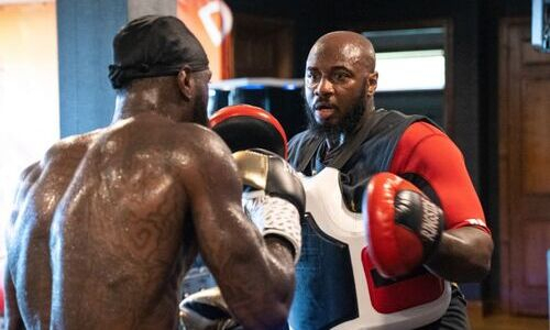 «Все станет совсем уж жестко». Тренер Уайлдера обрадовался переносу трилогии и предсказал Фьюри большие проблемы