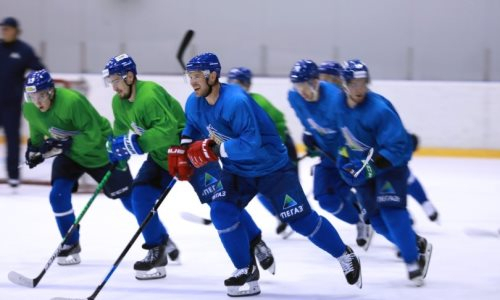 Стали известны игровые номера новичков первого соперника «Барыса» в сезоне КХЛ