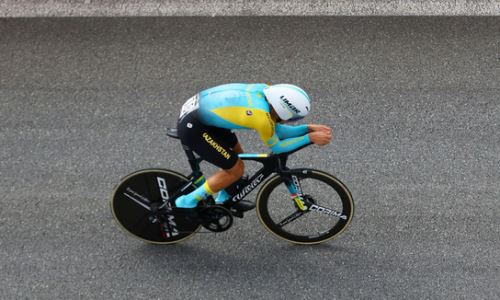 Велогонщик Луценко стал 32-м в индивидуальной «разделке» Олимпиады-2020