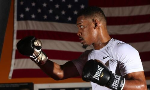 Побитый Головкиным экс-чемпион мира сообщил о скором возвращении на ринг