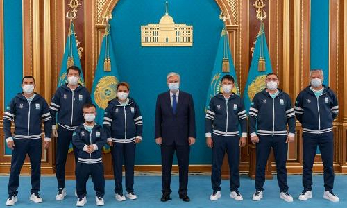 Касым-Жомарт Токаев встретился с казахстанскими паралимпийцами