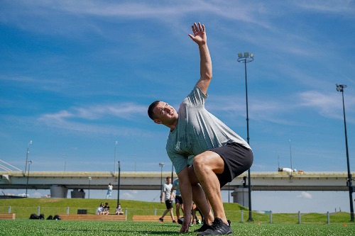 Игрок сборной Казахстана приступил к предсезонным сборам в составе «Ак Барса». Фото