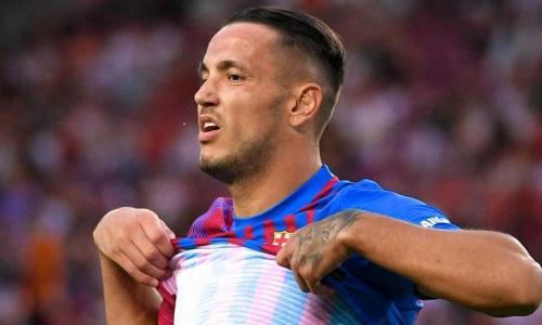 Забивавший сборной Казахстана нападающий «Барселоны» может перейти в «Актобе»