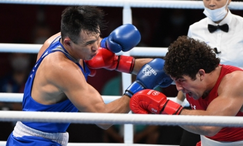 «Это же просто с ума сойти!». Нечестное судейство боя капитана сборной Казахстана на Олимпиаде-2020 вызвало возмущение
