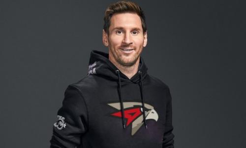 «Не волнуйся». Клуб хоккеиста сборной Казахстана в КХЛ обратился к ушедшему из «Барселоны» Месси