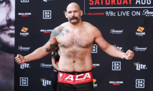 «Думал, что у меня нет шансов». Соперник Федора Емельяненко высказался о предстоящем бое