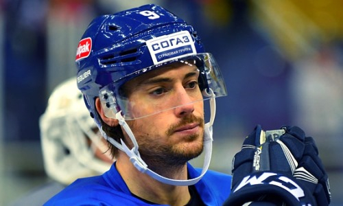 Экс-хоккеисты «Барыса» сыграют друг против друга